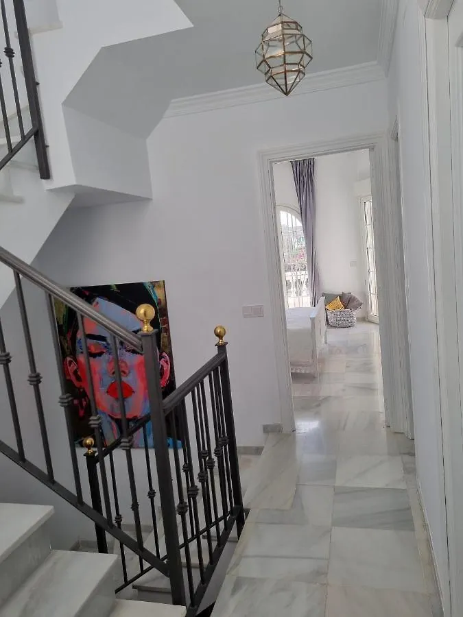Town-House-Style Villa - On The Golden Mile Marbella Holiday home